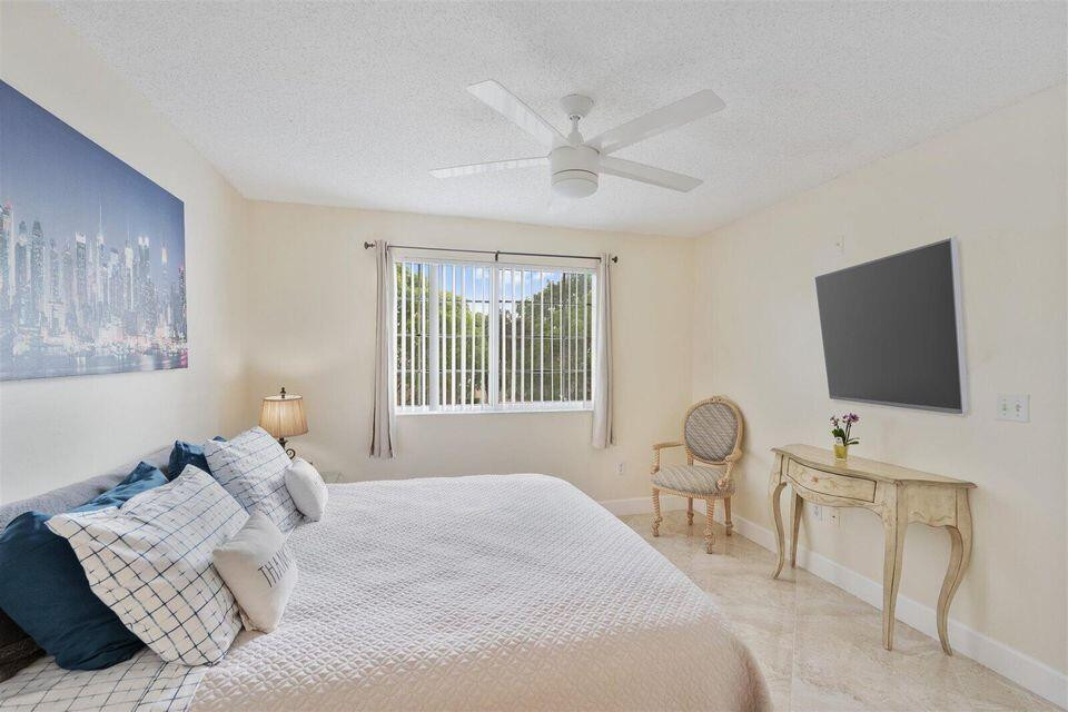 GRAND VIEW AT CRESTWOOD C - Residential Lease