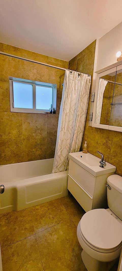 Tiny photo for 1401 NE 17th Way, Fort Lauderdale, FL 33304 (MLS # B26048391)