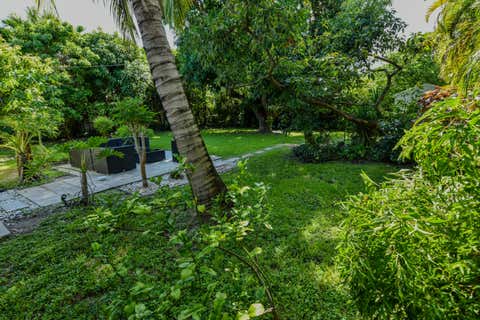 Tiny photo for 1401 NE 17th Way, Fort Lauderdale, FL 33304 (MLS # B26048391)