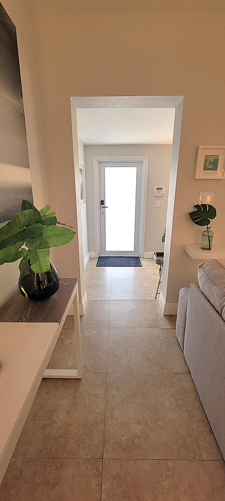 Photo of 1401 NE 17th Way, Fort Lauderdale, FL 33304 (MLS # B26048391)