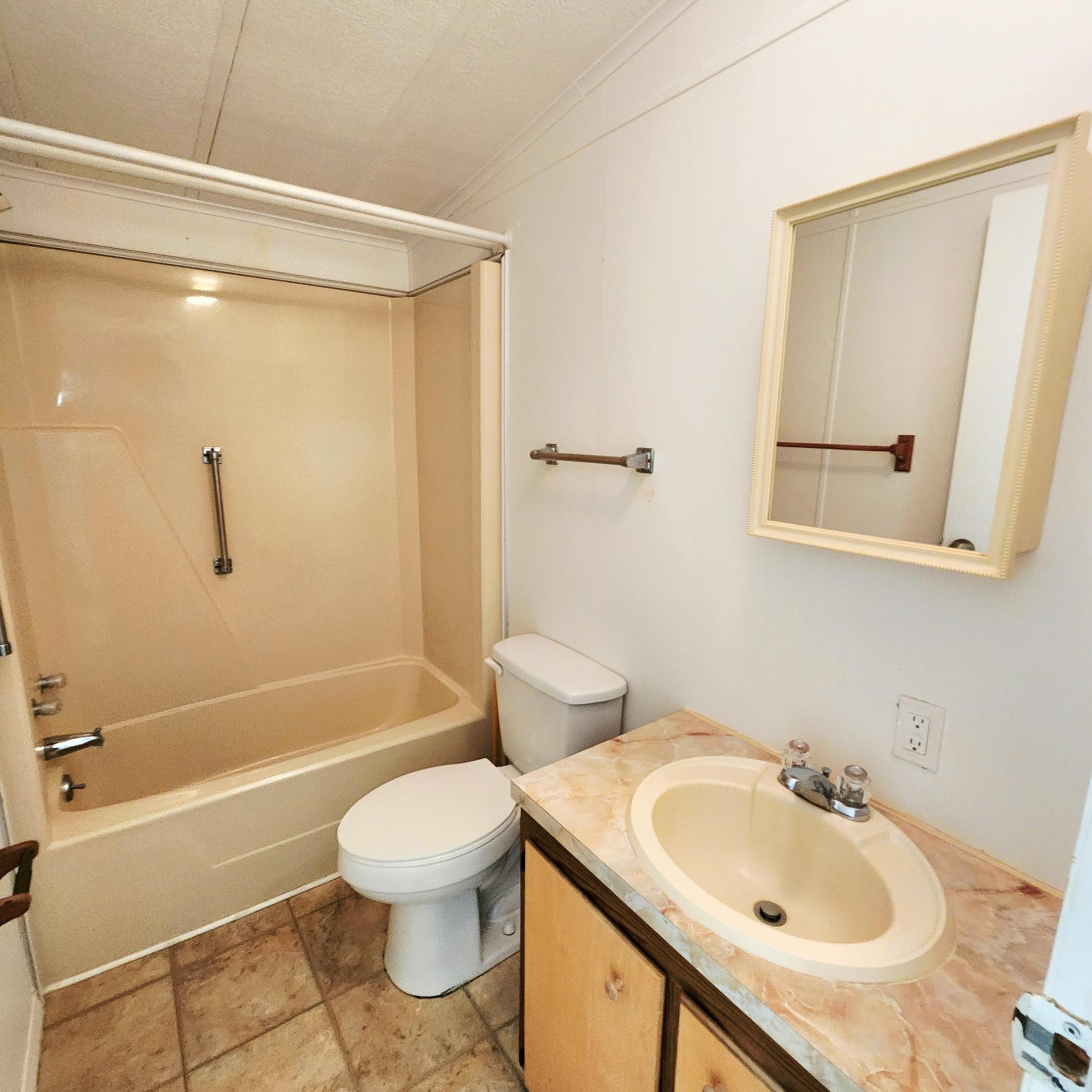 Spanish Lakes One Leasehold Estates - Residential