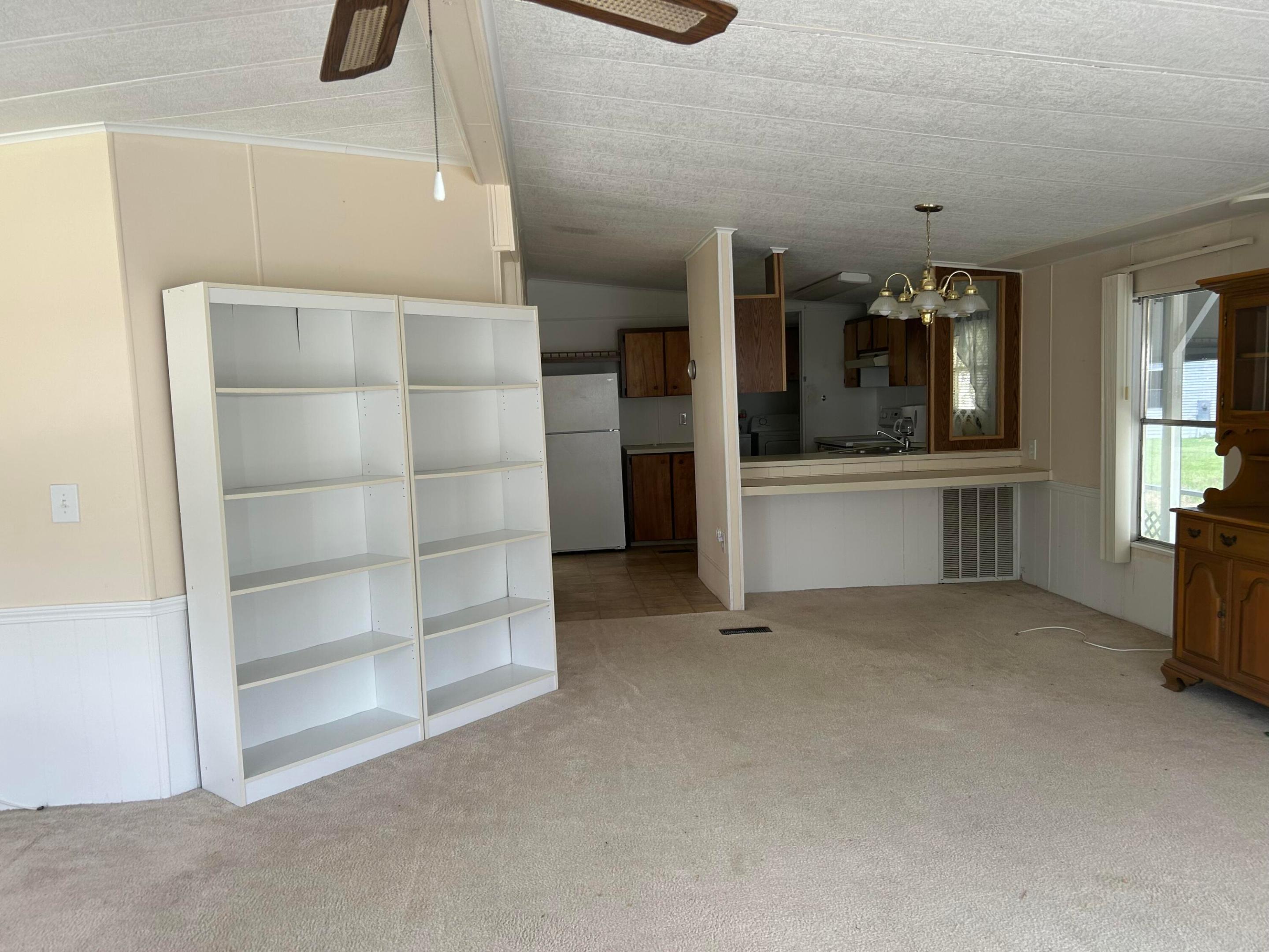 Spanish Lakes One Leasehold Estates - Residential