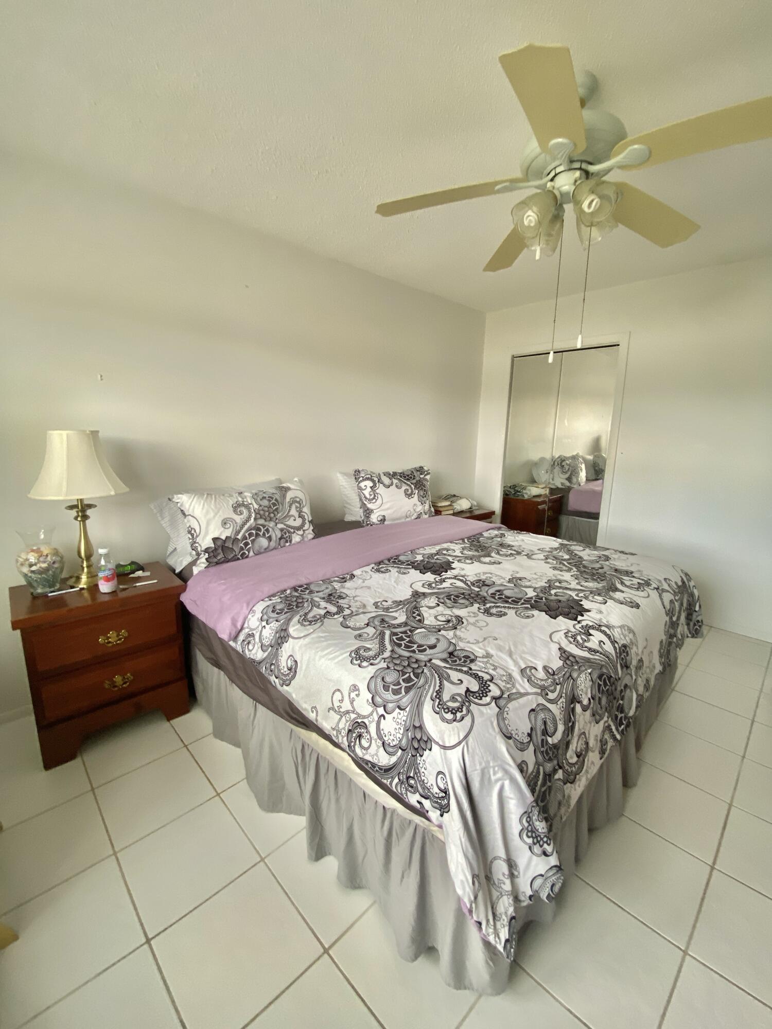 STRATFORD CONDO - Residential