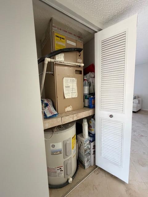 PINE RIDGE NORTH VILLAGE IV CONDO - Residential