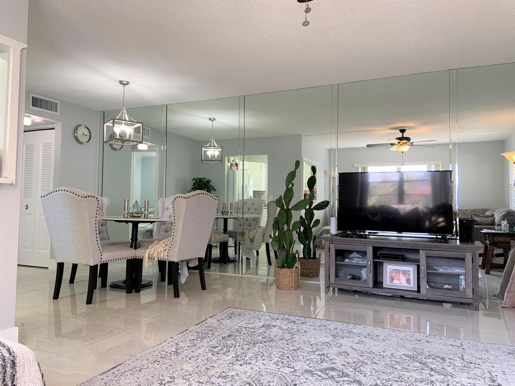 Photo of 200 Sheffield I, West Palm Beach, FL 33417 (MLS # R11143017)