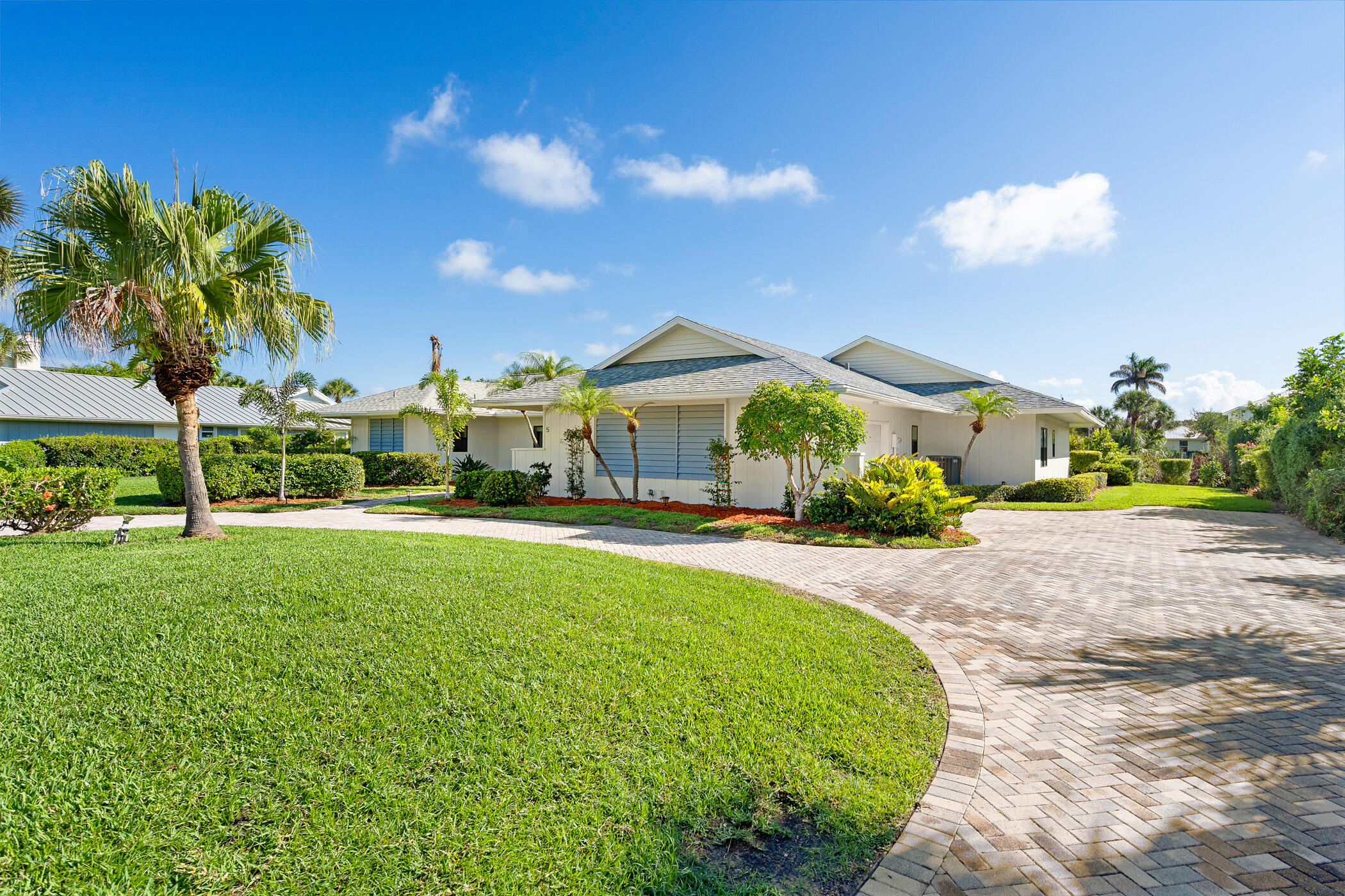 5 Cache Cay Drive