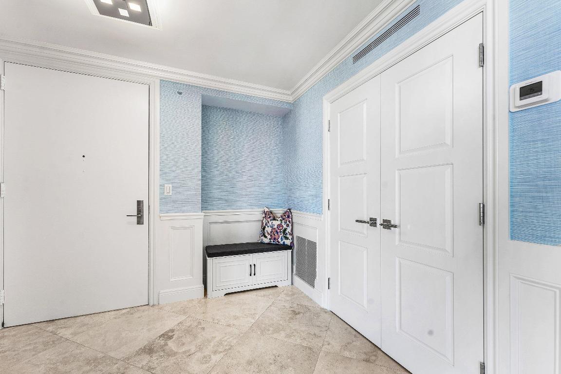 ADMIRALS WALK TOWER CONDO - Residential