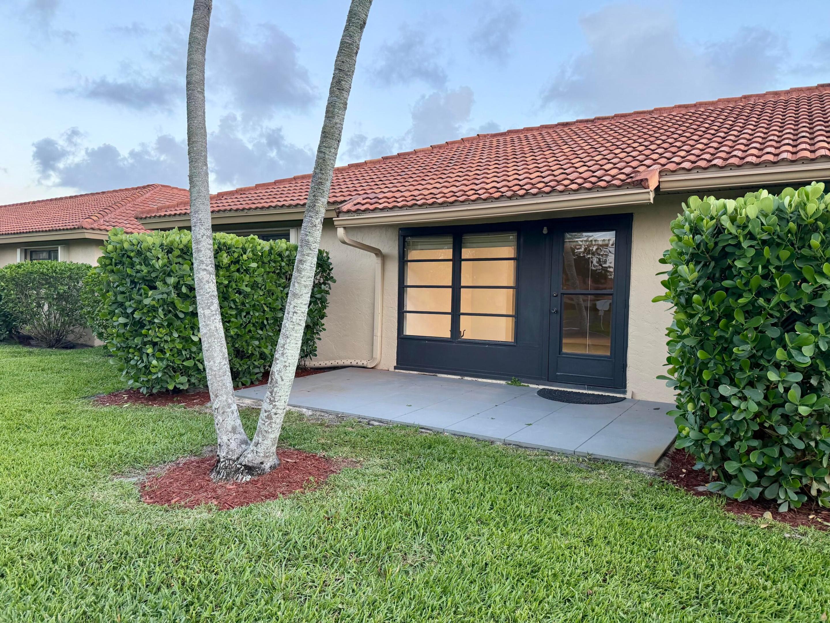 9830 Bischofia Tree Way B