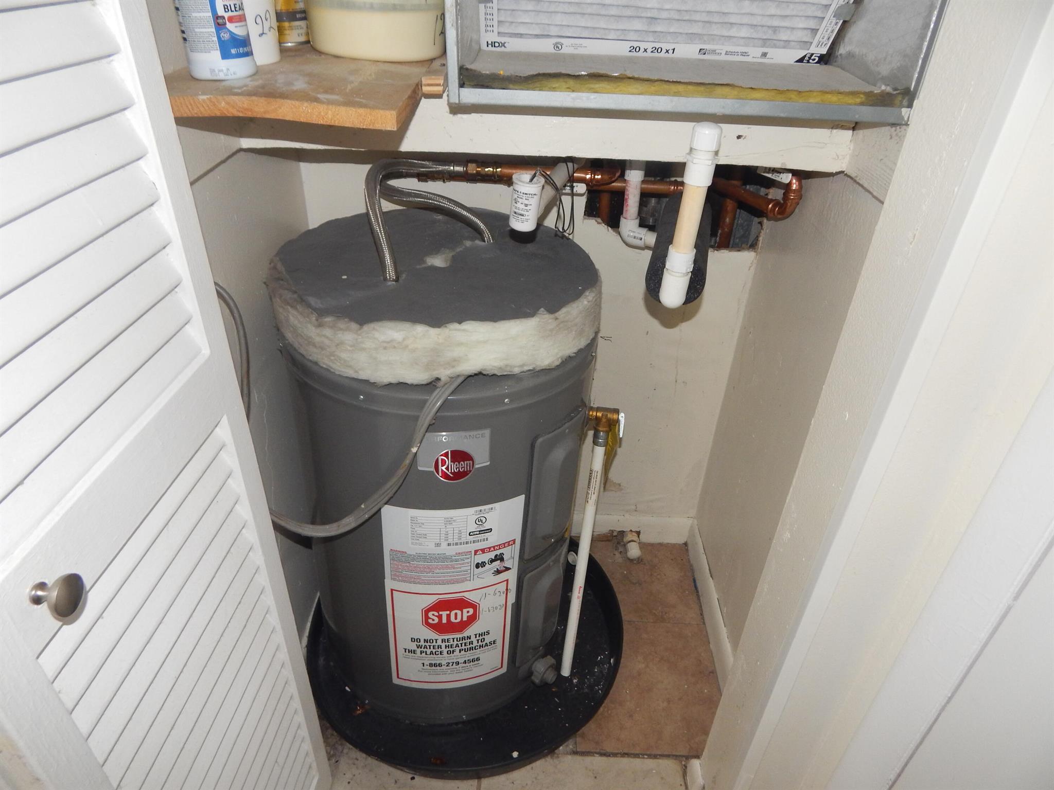 LAKESIDE VILLAGE CONDO 10 - Residential