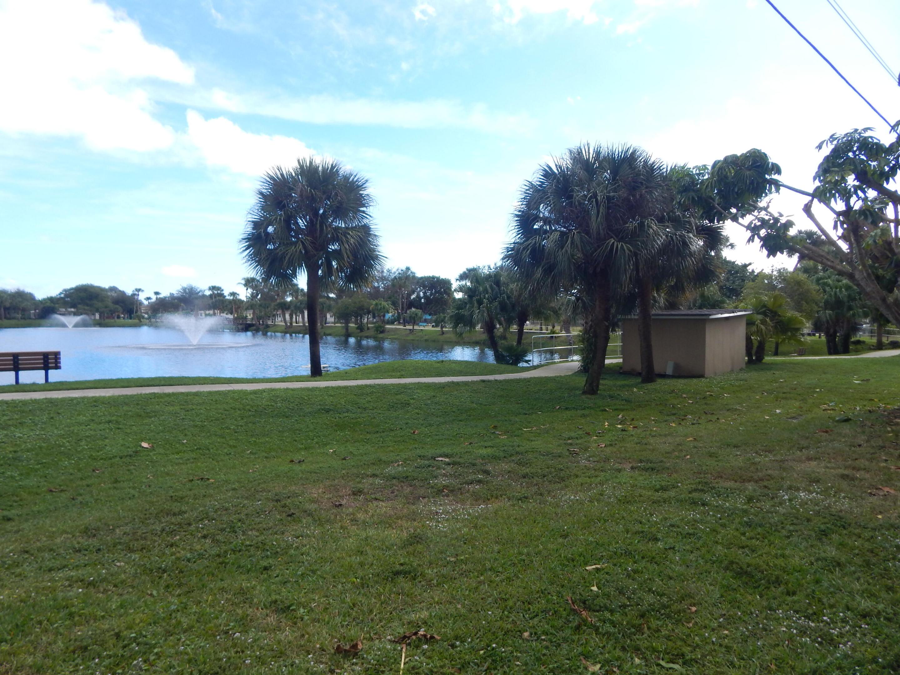 LAKESIDE VILLAGE CONDO 10 - Residential