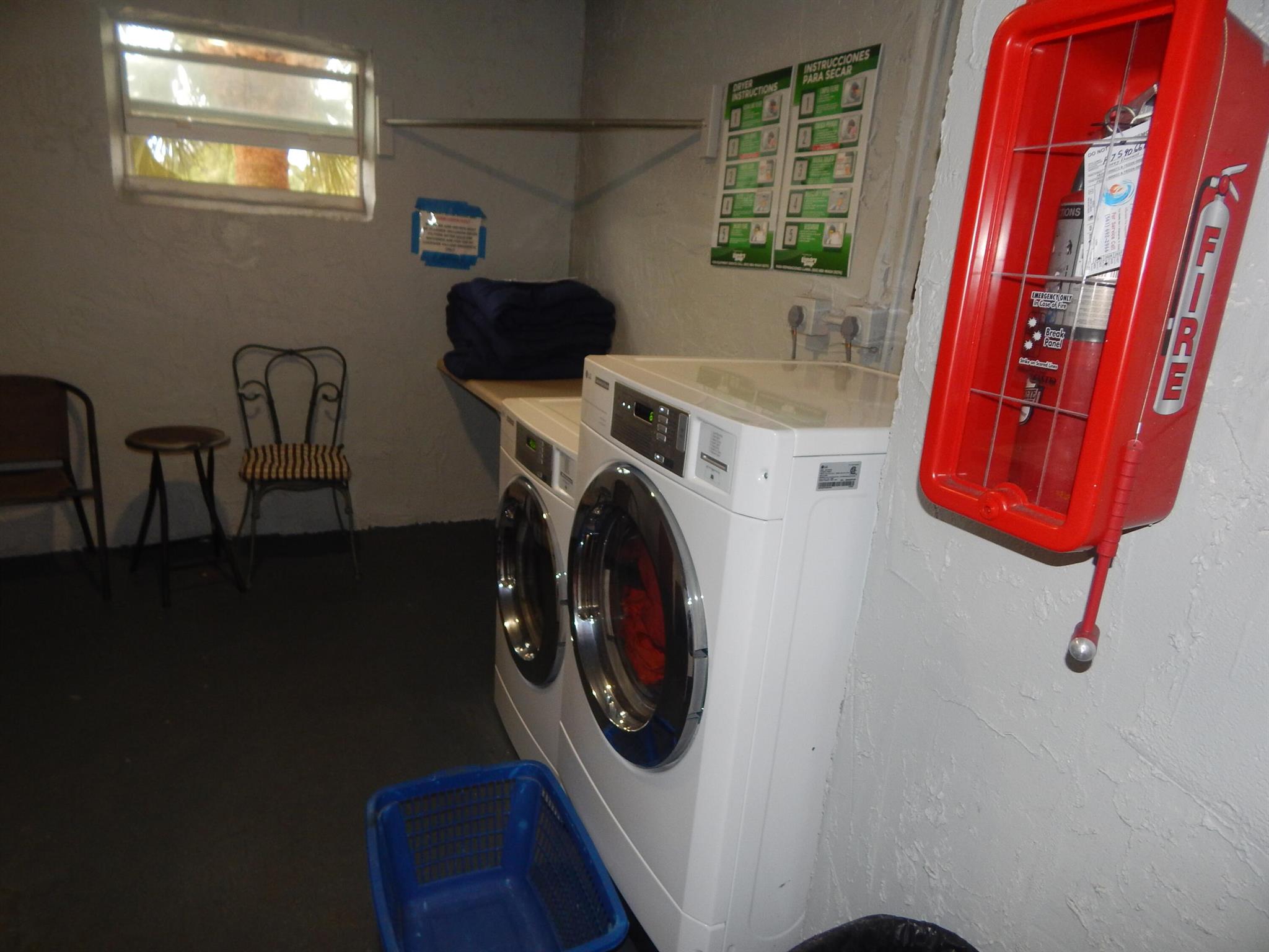 LAKESIDE VILLAGE CONDO 10 - Residential