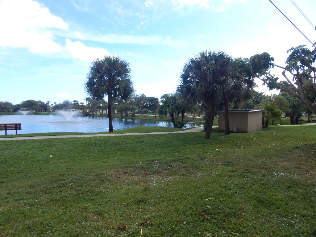 LAKESIDE VILLAGE CONDO 10 - Residential