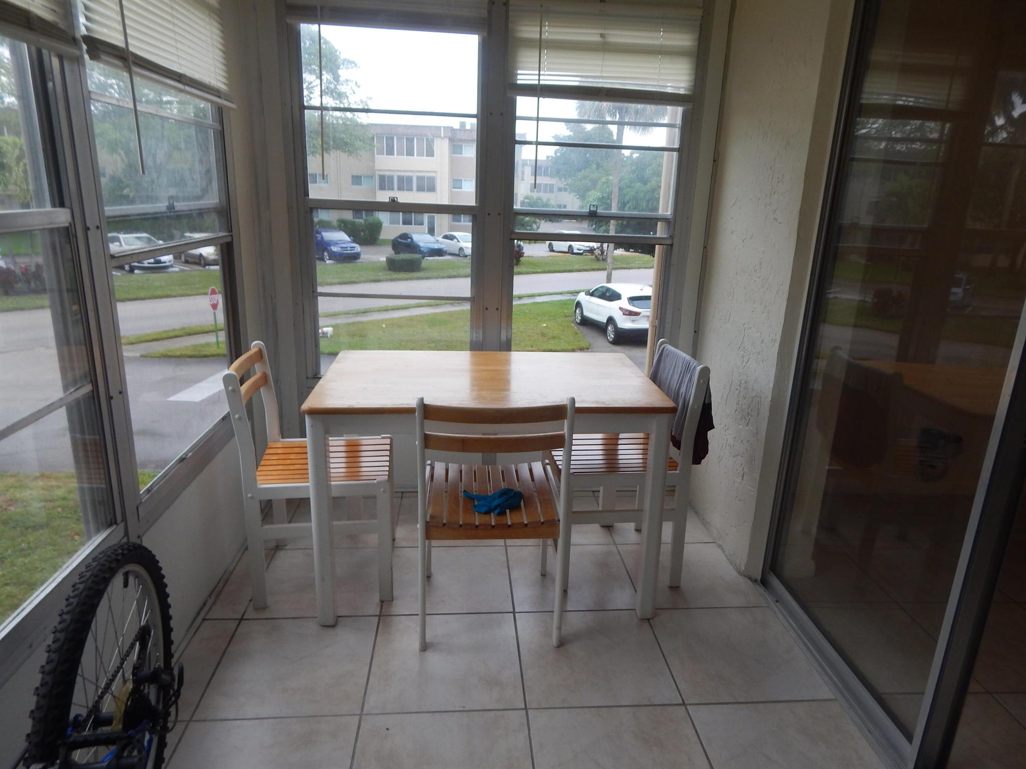 LAKESIDE VILLAGE CONDO 10 - Residential