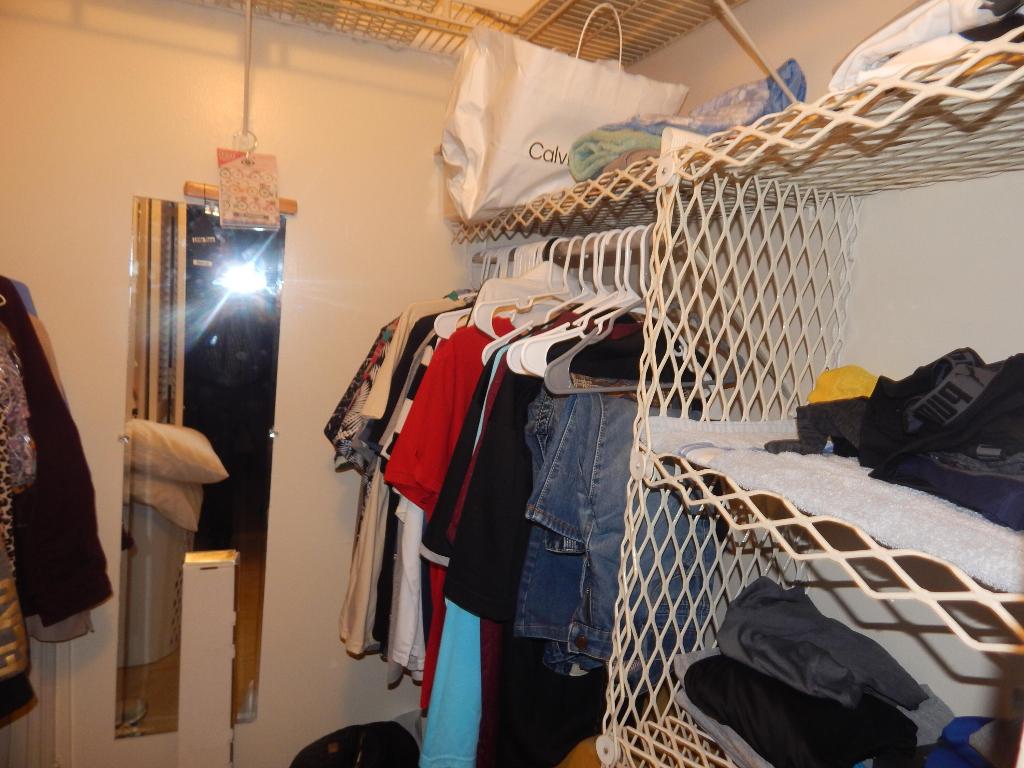 LAKESIDE VILLAGE CONDO 10 - Residential