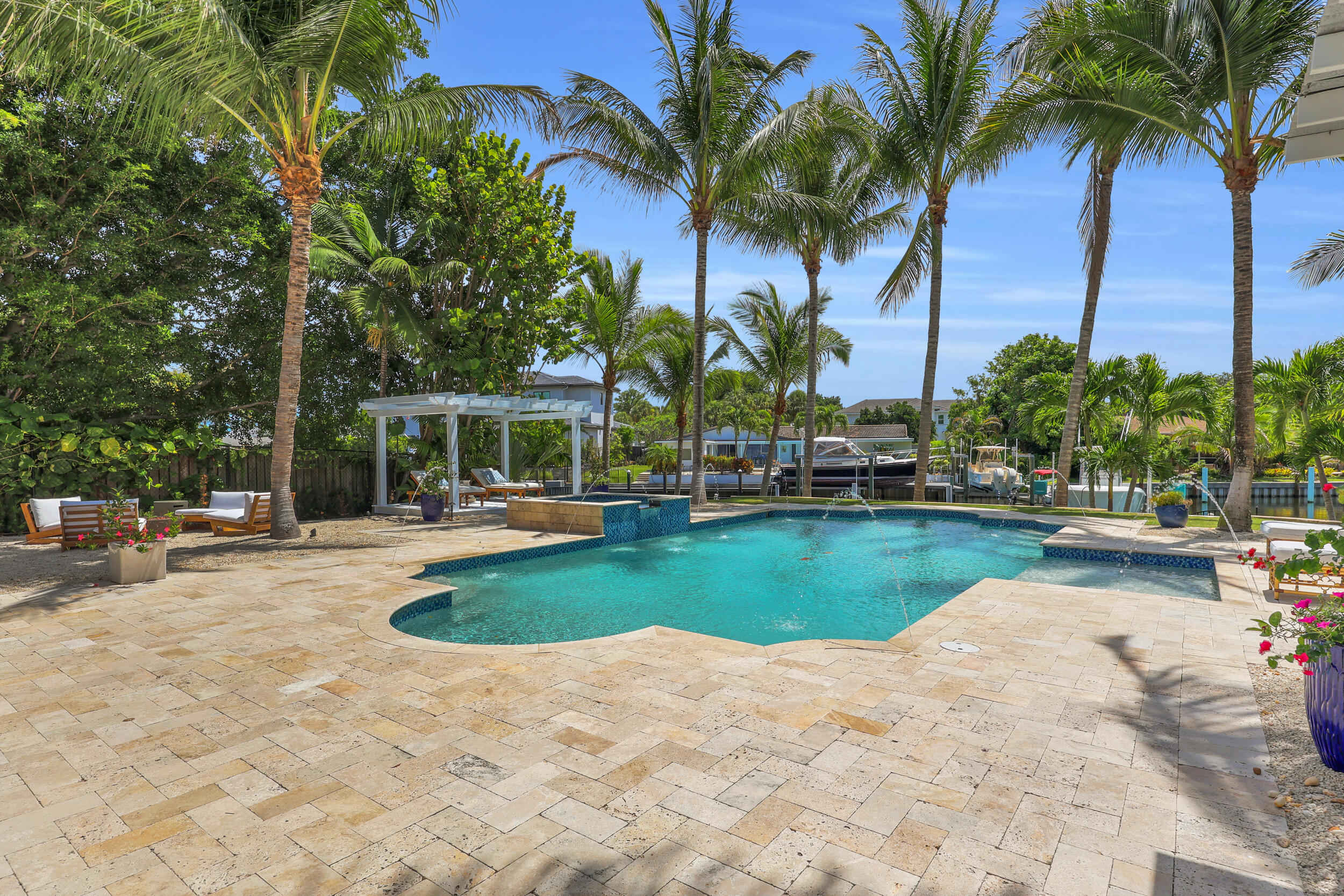 PARADISE PORT - Residential