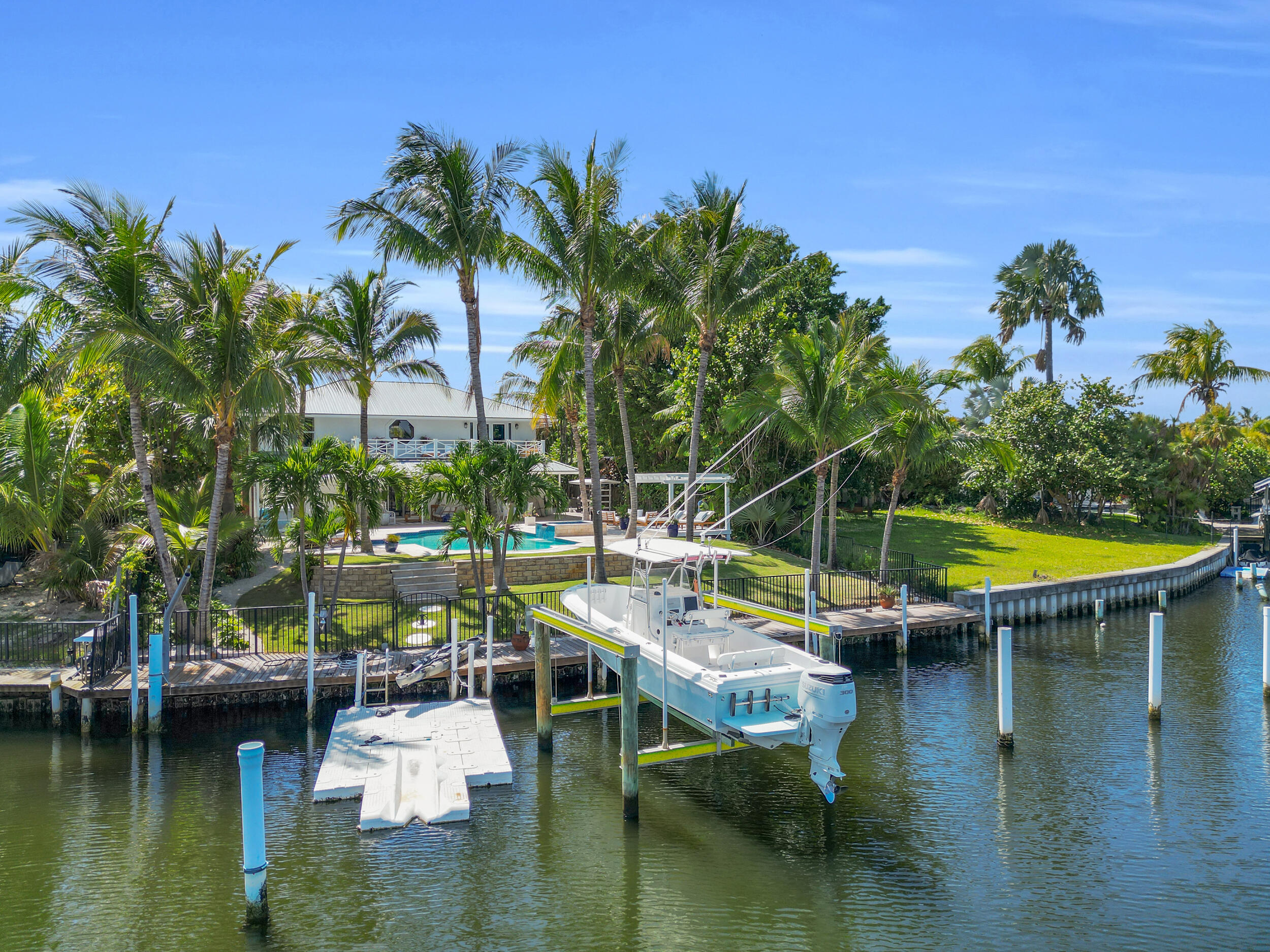 PARADISE PORT - Residential