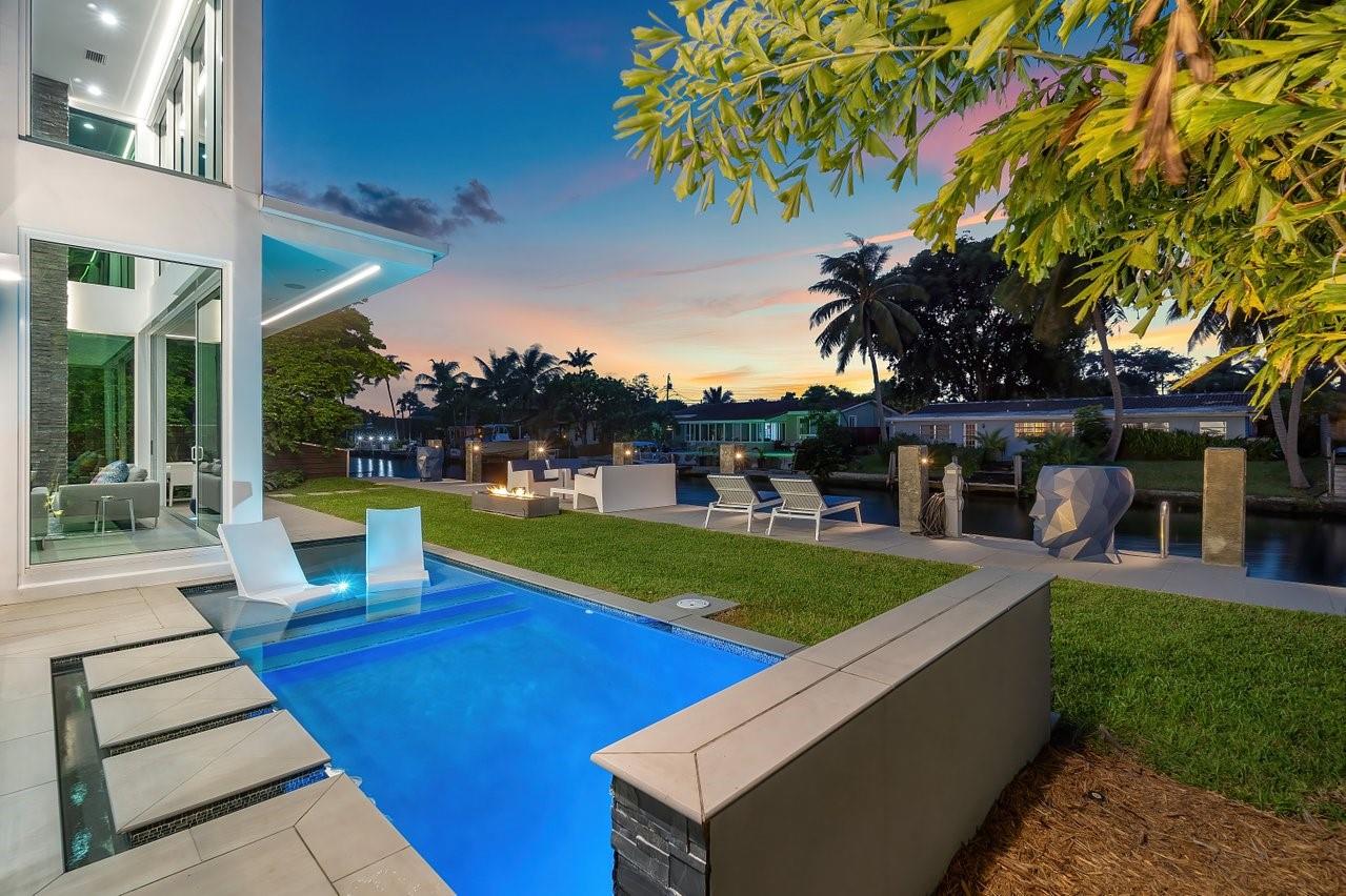 MIDDLE RIVER MANOR ADD - Residential