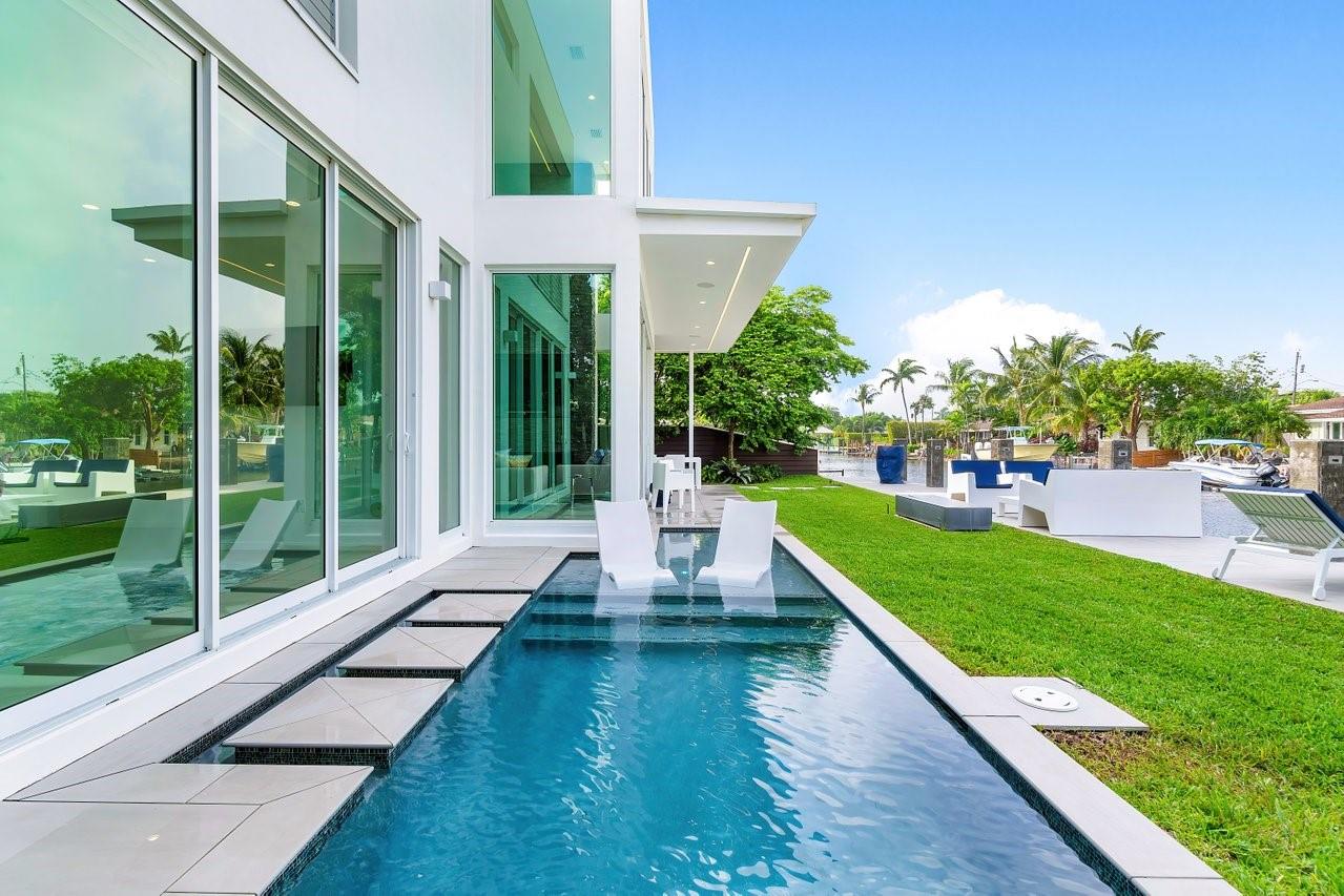 MIDDLE RIVER MANOR ADD - Residential