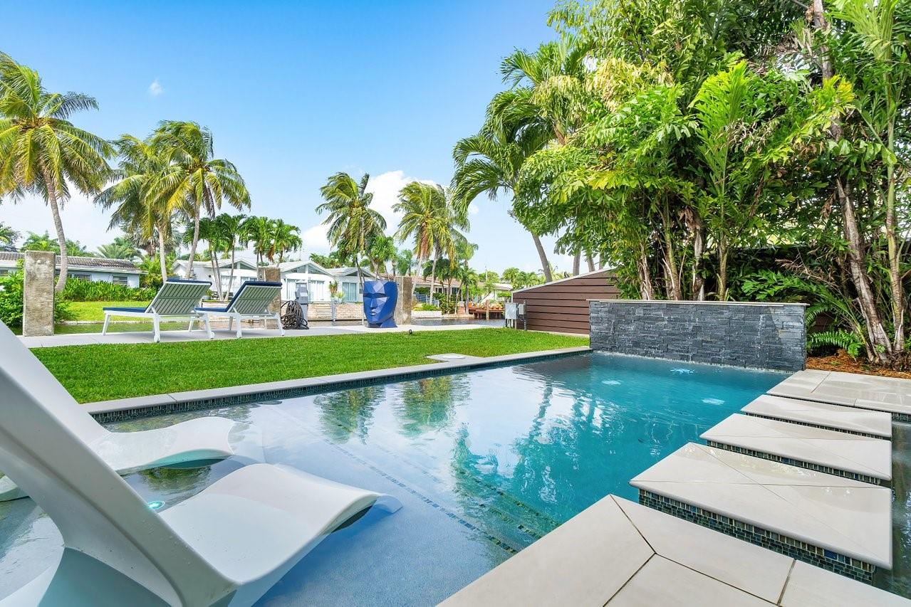 MIDDLE RIVER MANOR ADD - Residential