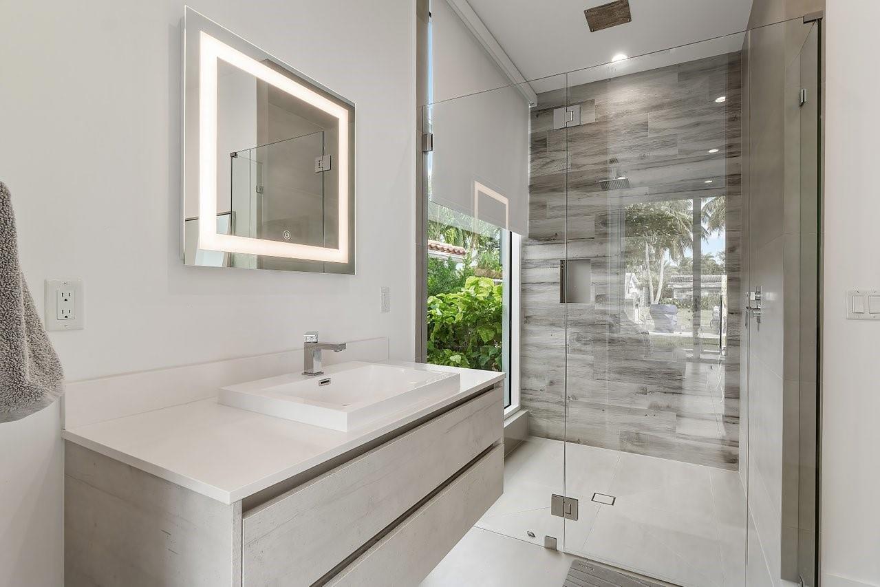 MIDDLE RIVER MANOR ADD - Residential