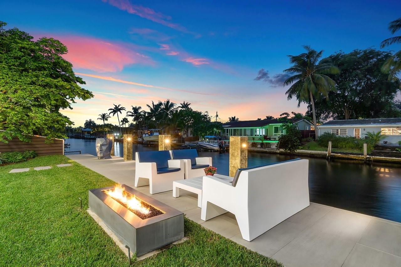 MIDDLE RIVER MANOR ADD - Residential