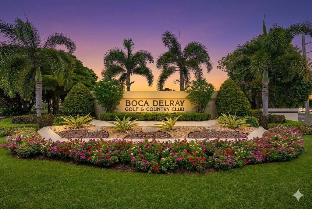 Photo of 5152 Golfview Court #1825, Delray Beach, FL 33484 (MLS # B26073827)
