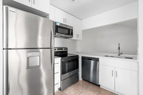 Tiny photo for 950 Coral Club Drive #950, Coral Springs, FL 33071 (MLS # B26060638)