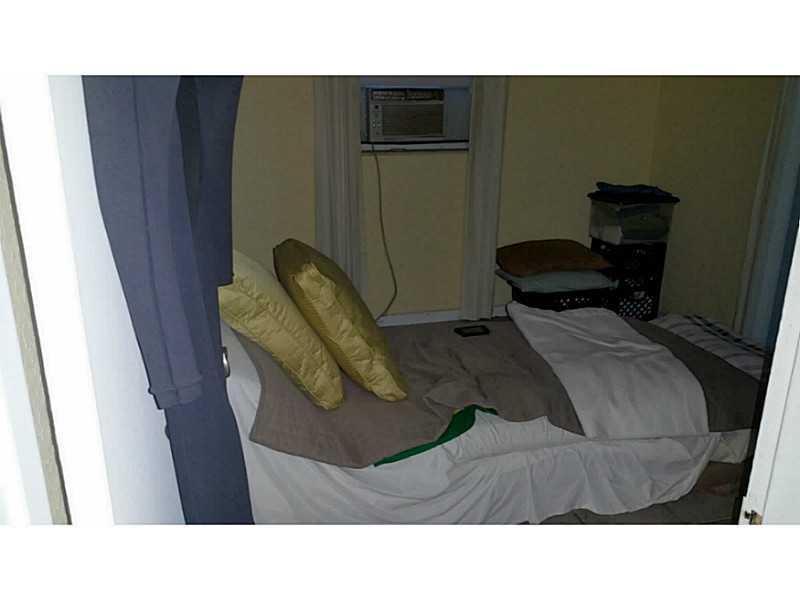 COLLIER MANOR - Residential