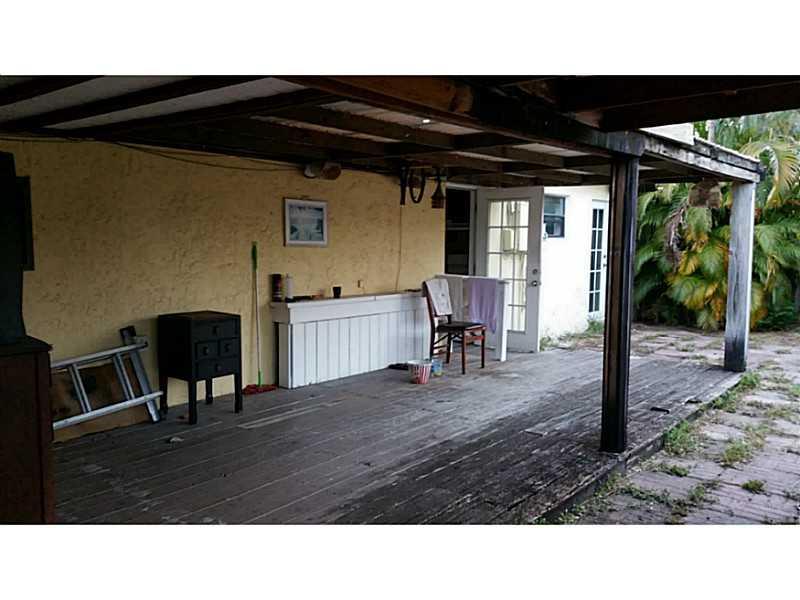 COLLIER MANOR - Residential