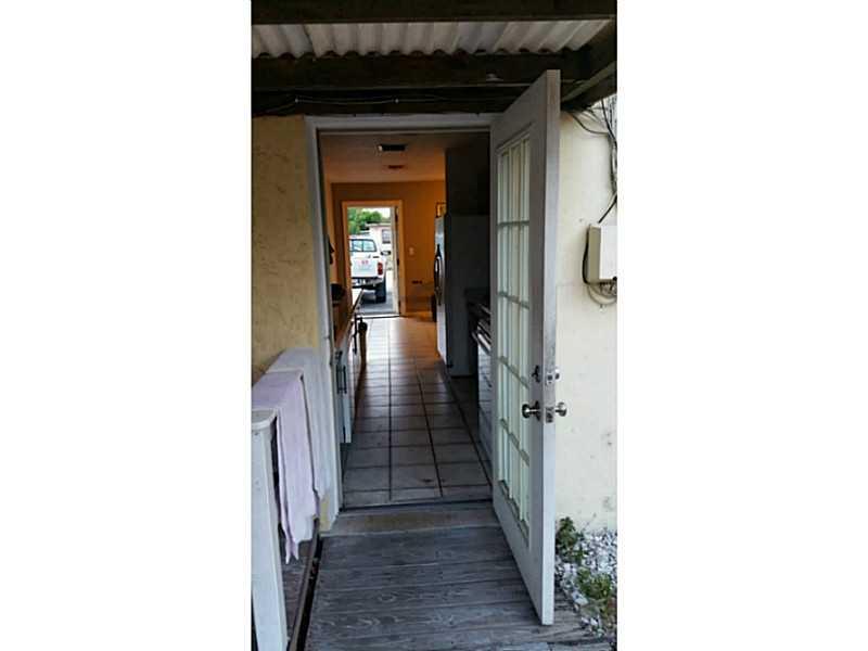 COLLIER MANOR - Residential