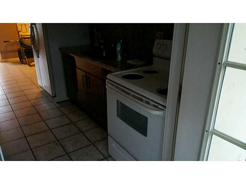 COLLIER MANOR - Residential