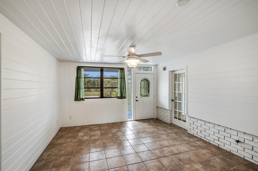 SEAGATE HARBOR - Residential Lease