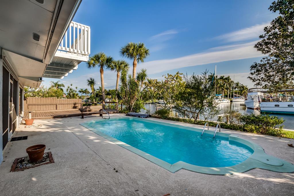 SEAGATE HARBOR - Residential Lease