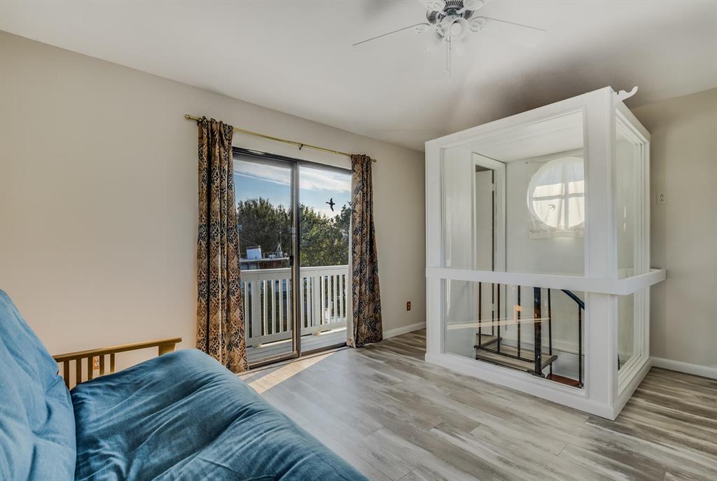 SEAGATE HARBOR - Residential Lease