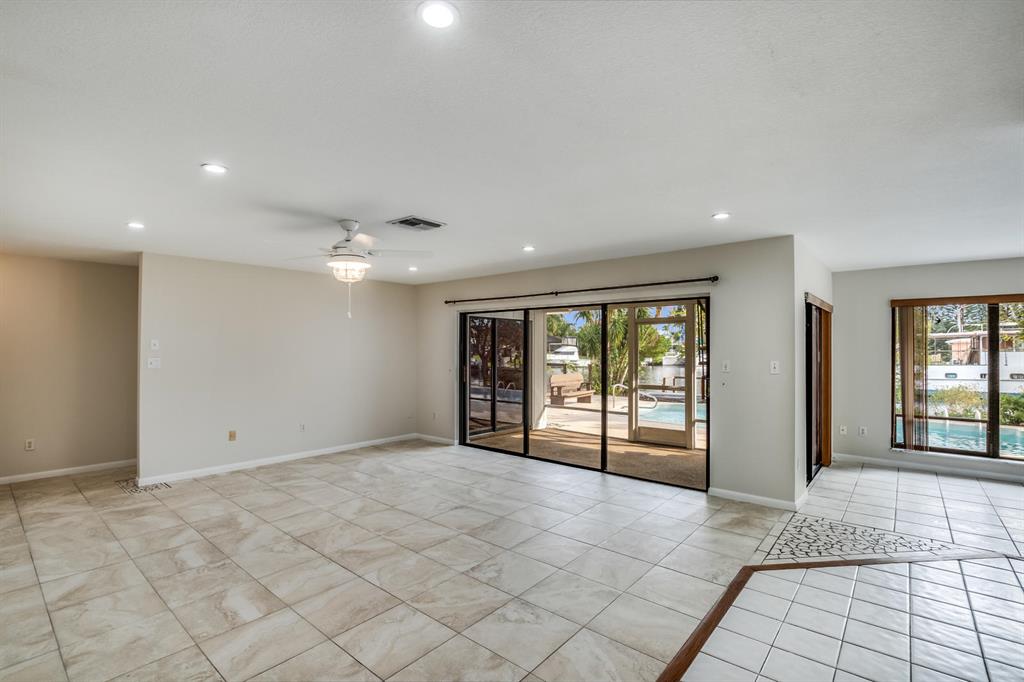 SEAGATE HARBOR - Residential Lease