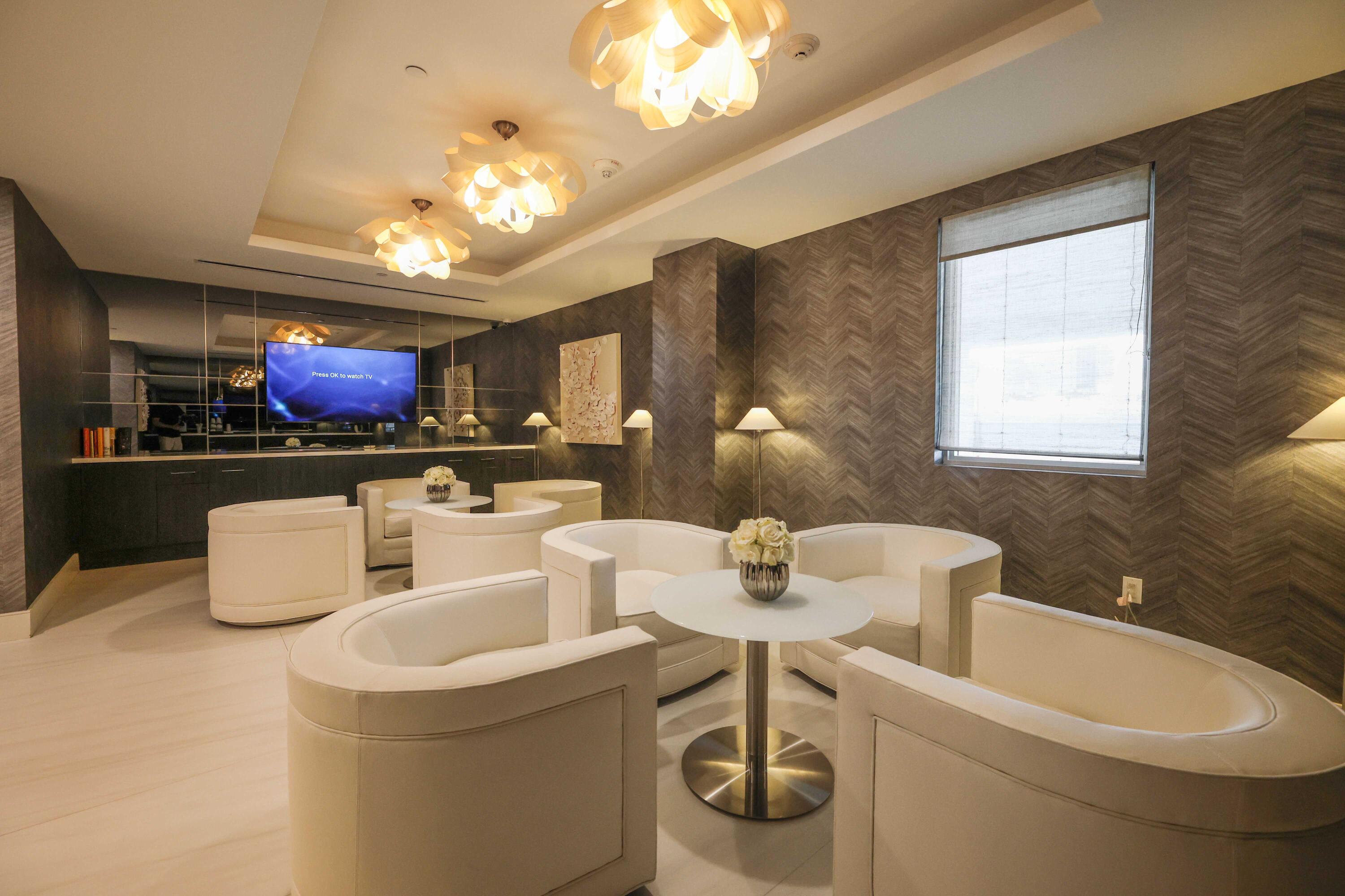 TOWER 155 CONDO - Residential