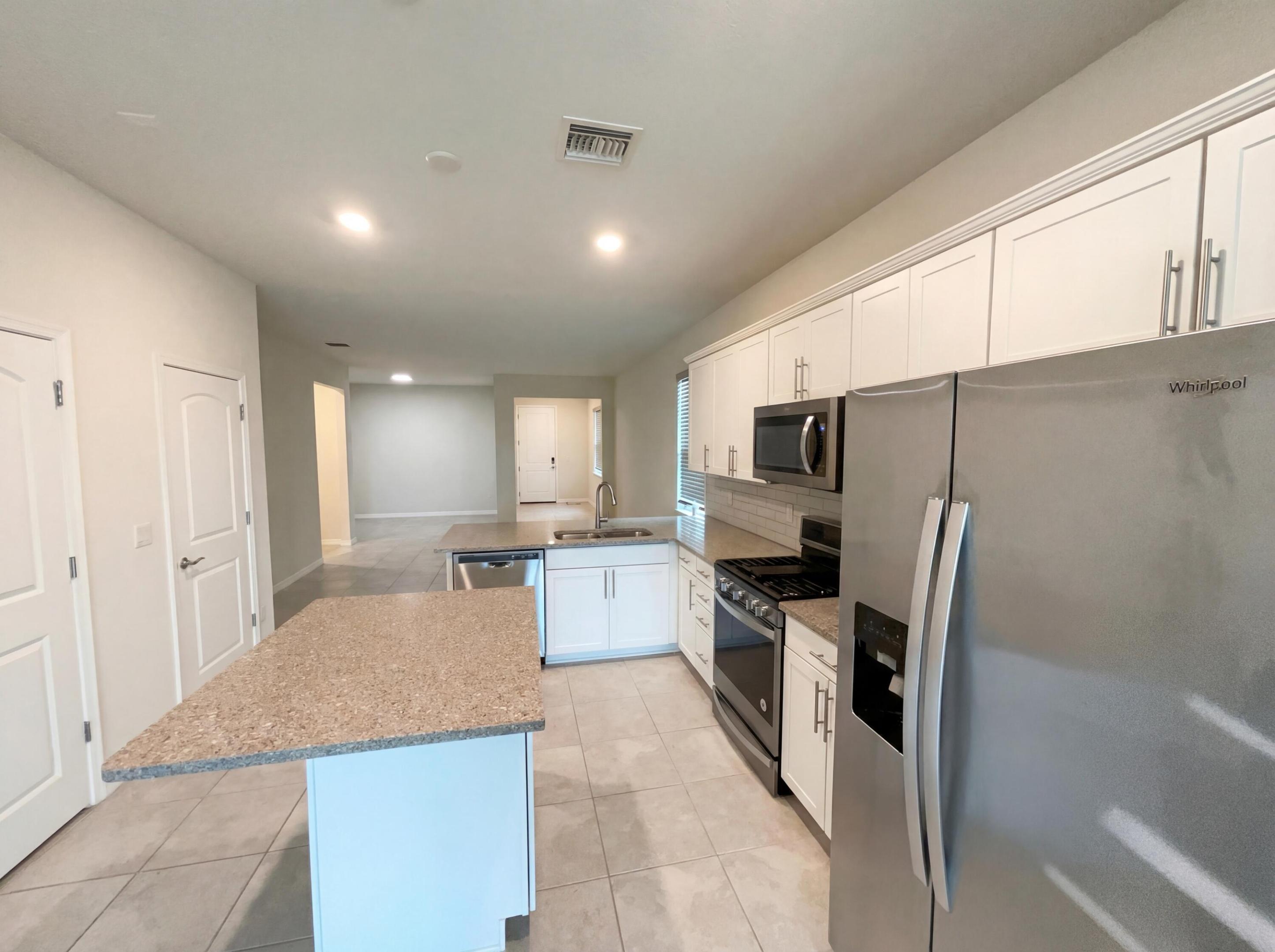 PULTE AT TRADITION PHASE 1 - Residential