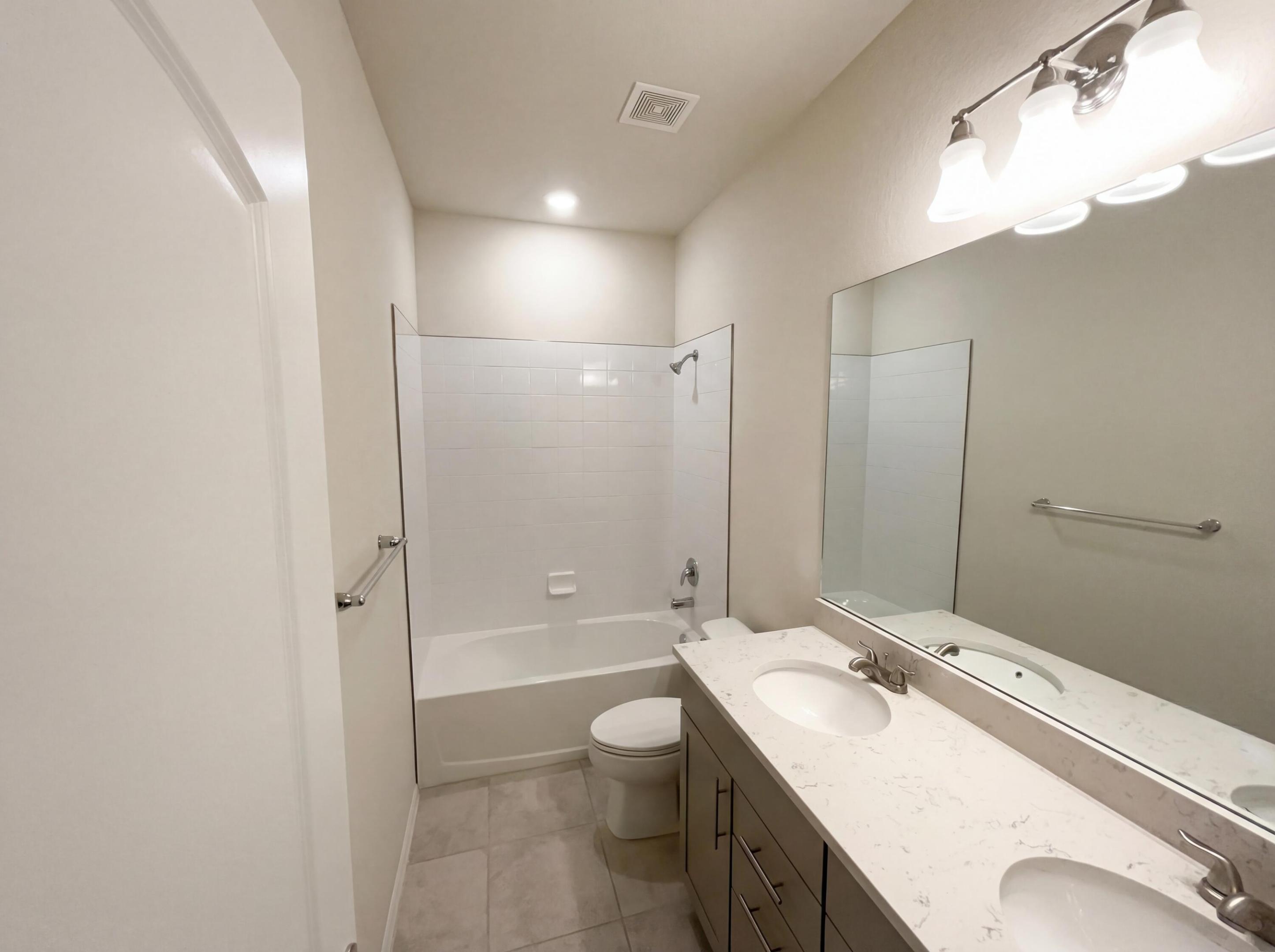 PULTE AT TRADITION PHASE 1 - Residential