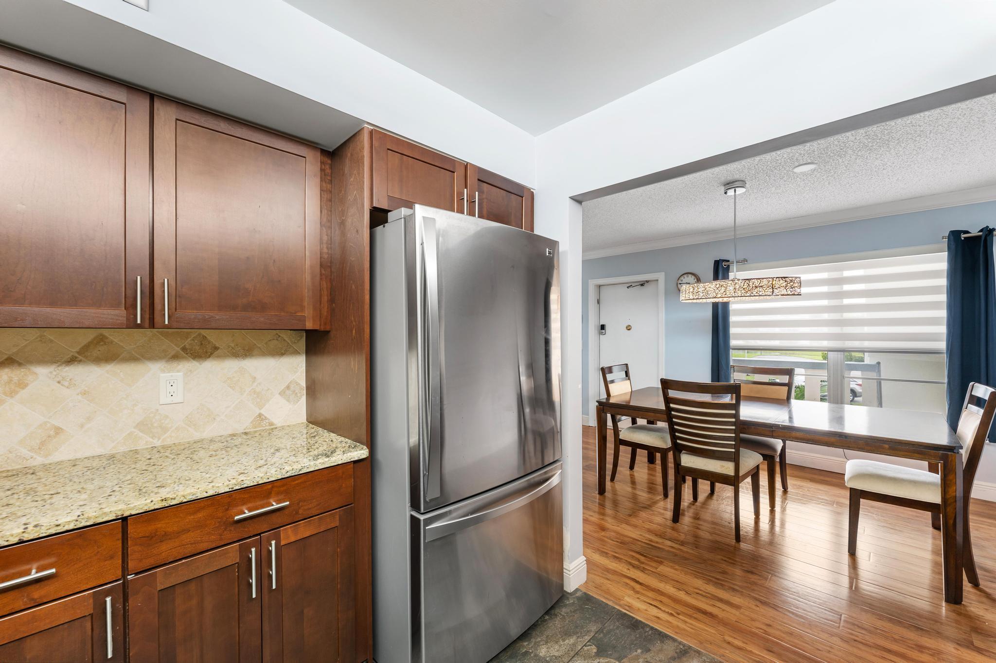 WELLINGTON CONDOS - Residential