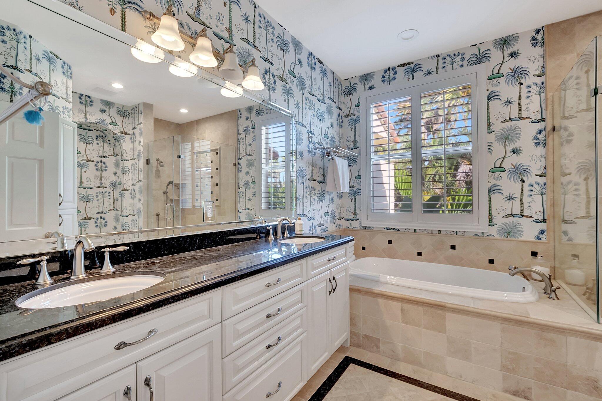 CASA LA BRISA - Residential