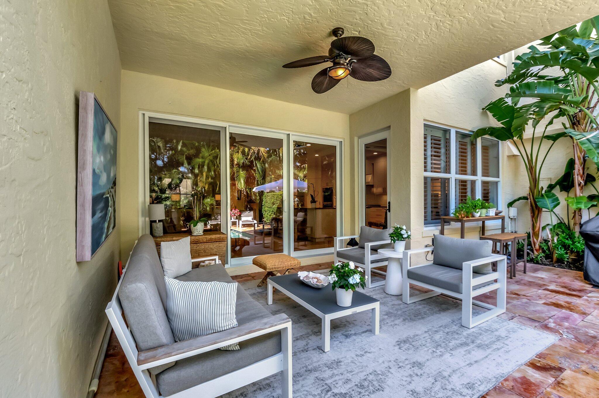 CASA LA BRISA - Residential