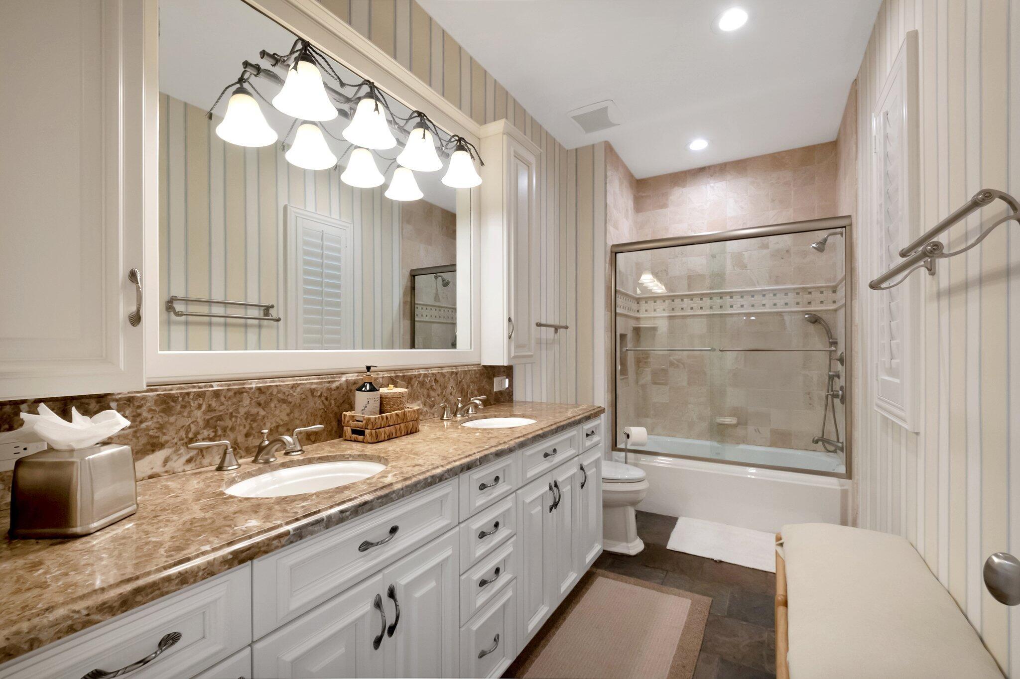 CASA LA BRISA - Residential