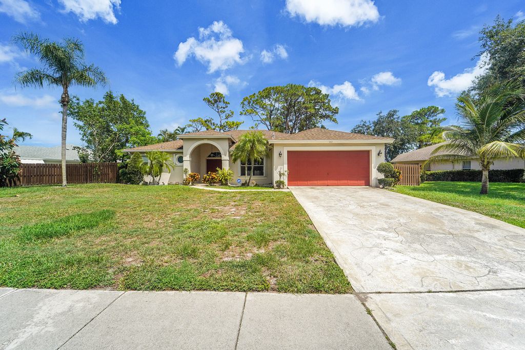 Photo of 945 Sunflower Avenue, Delray Beach, FL 33445 (MLS # R11088611)