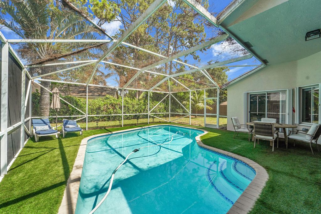 Photo of 945 Sunflower Avenue, Delray Beach, FL 33445 (MLS # R11088611)