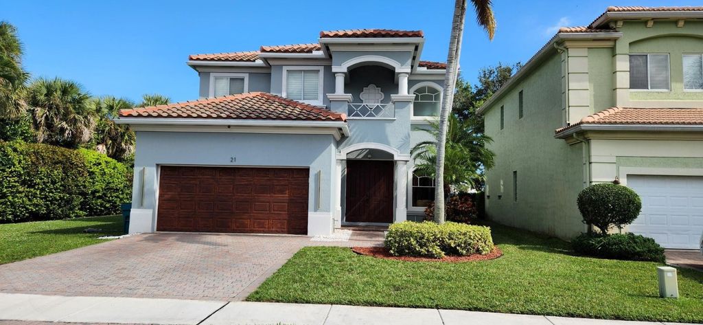 Photo of 21 Country Lake Circle, Boynton Beach, FL 33436 (MLS # F10534658)