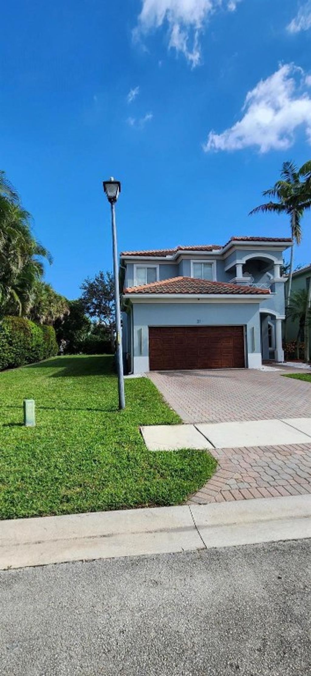 Photo of 21 Country Lake Circle, Boynton Beach, FL 33436 (MLS # F10534658)