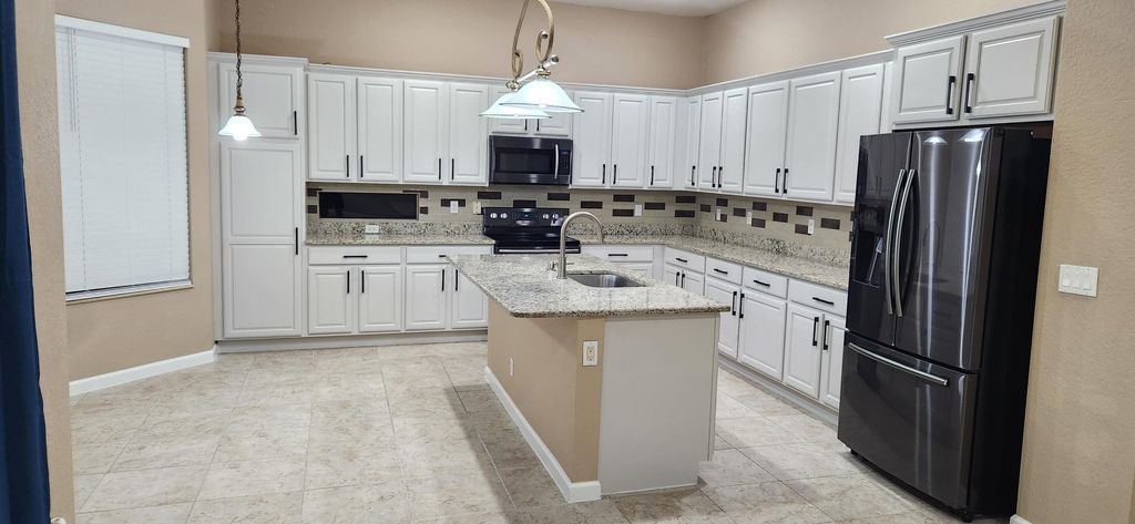 Photo of 21 Country Lake Circle, Boynton Beach, FL 33436 (MLS # F10534658)