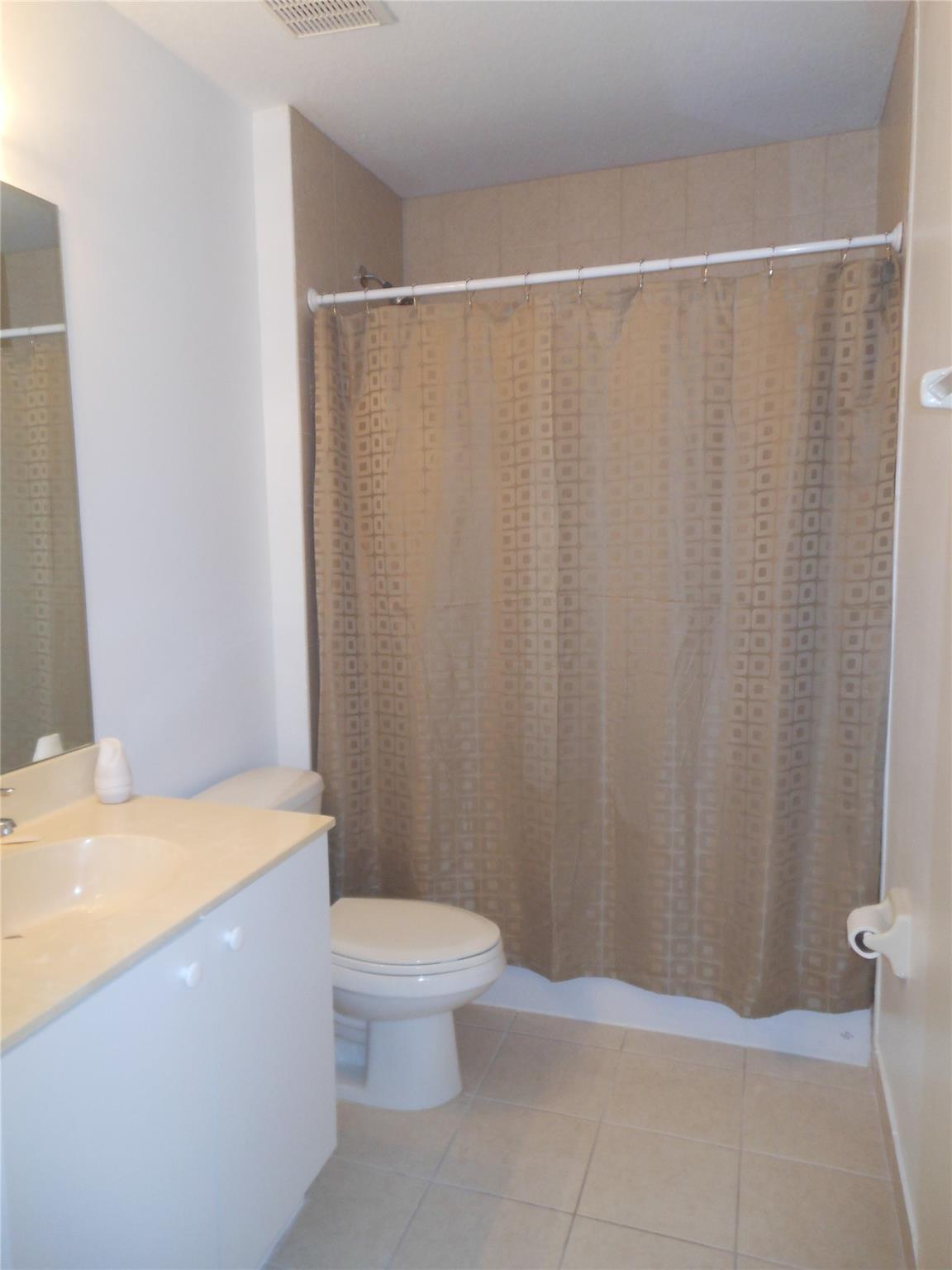 Bruce Plat - Residential Lease
