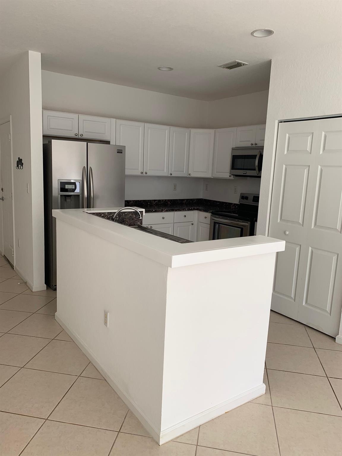 Bruce Plat - Residential Lease
