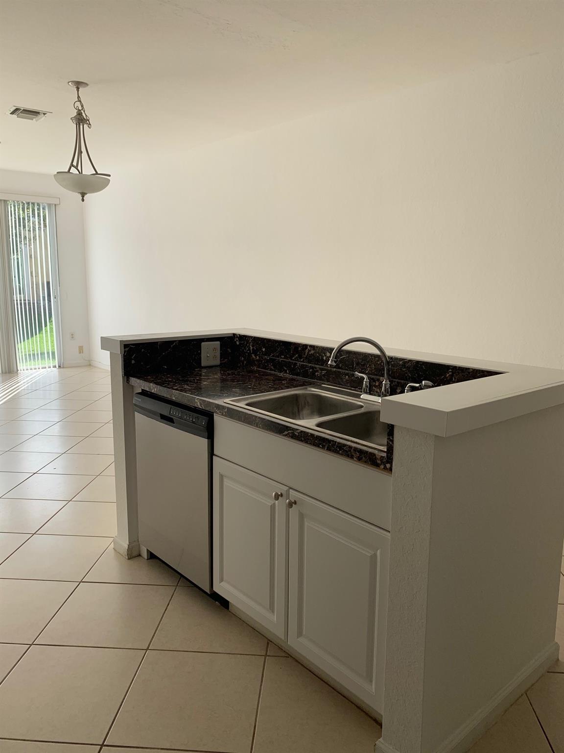 Bruce Plat - Residential Lease